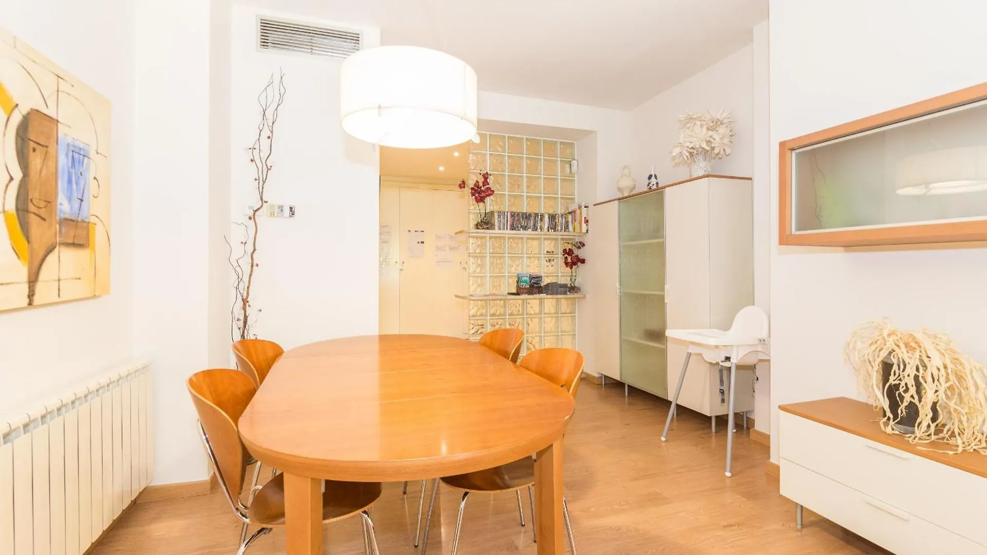 11Jog1036 - Huge & Bright Apartment Train Station Barcelone Espagne